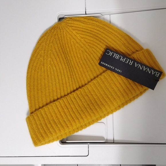 Banana Republic 100% Cashmere Beanie - Picture 1 of 6